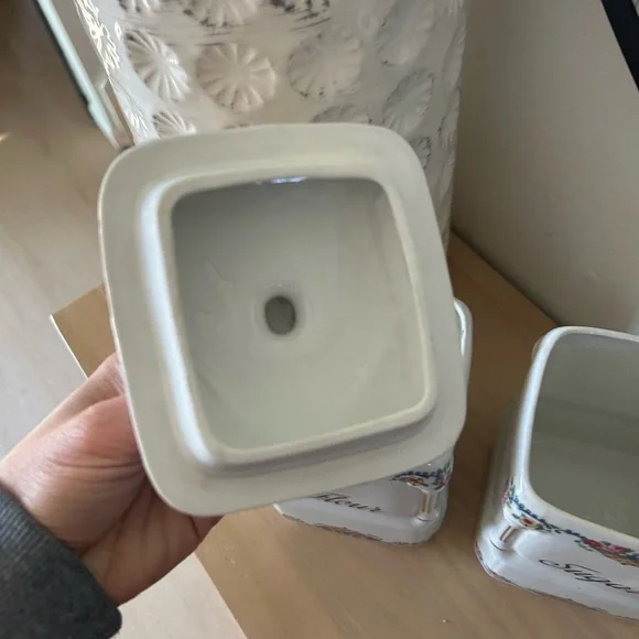 Vintage 1920s Victoria China Czechoslovakia Floral Ceramic Flour Sugar Canisters - Picture 7 of 14